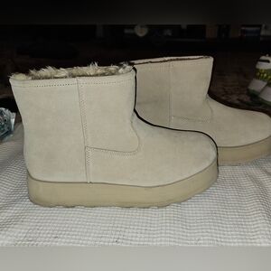 Women's Tan Fur-Lined Boots